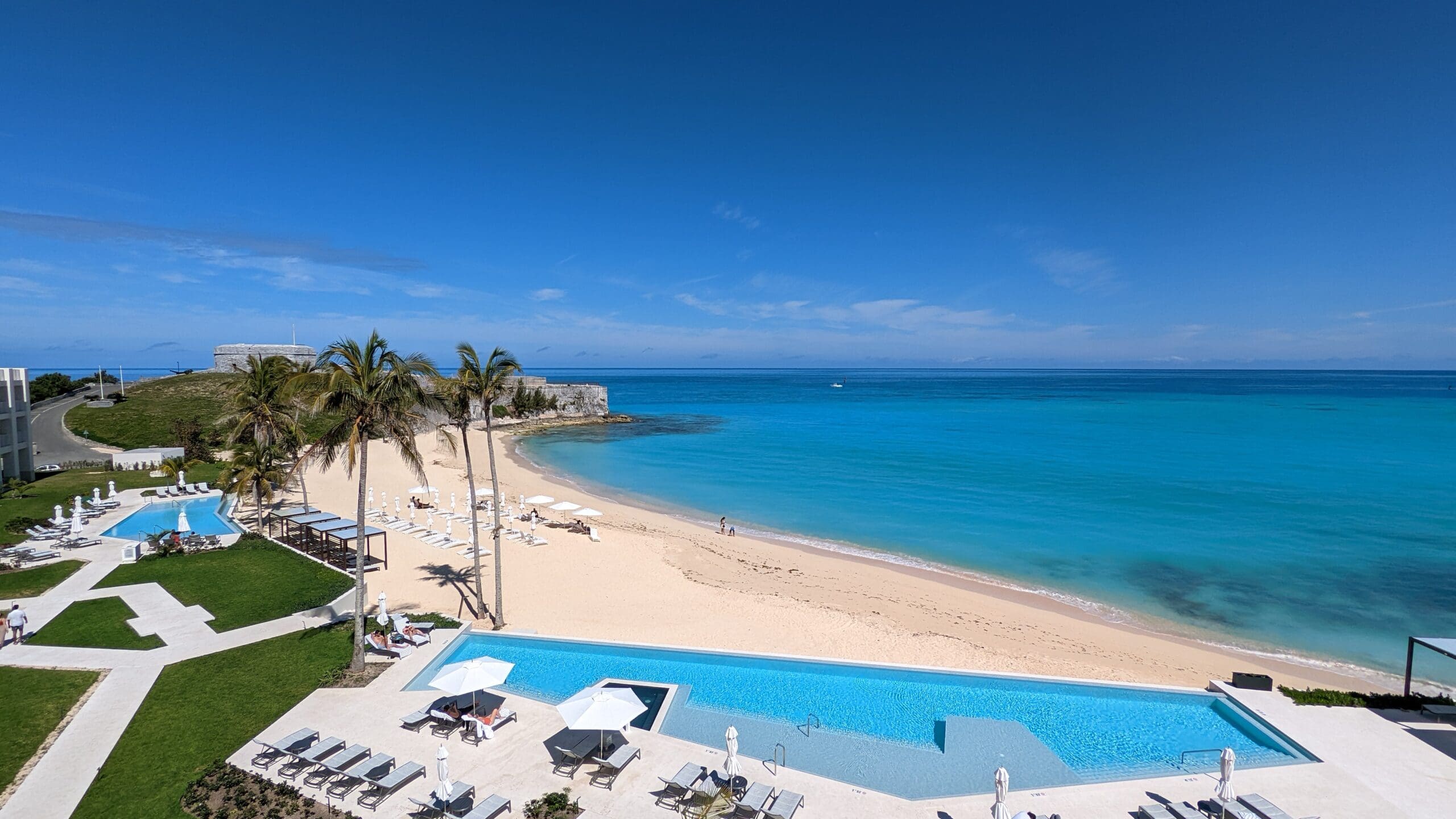 Bermuda Honeymoon - 11 Best Resorts \u0026 Travel Guide : Honeymoons.com, image size:2560x1440